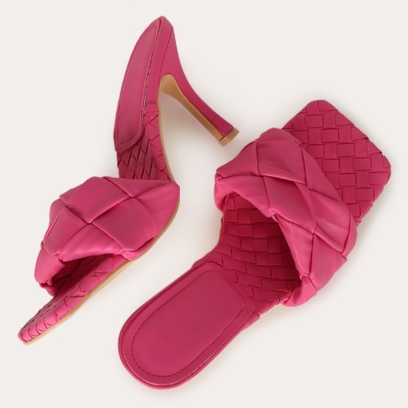 Shoe Affair Shoes - !! EXCLUSIVE !! Square Toe Braided Mule in Pink